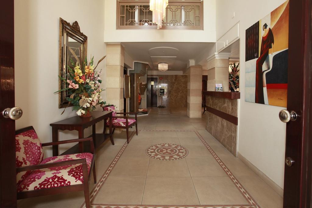 Jasmine Hotel Apartments Лимасол Экстерьер фото