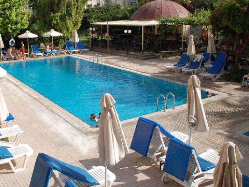 Jasmine Hotel Apartments Лимасол Экстерьер фото